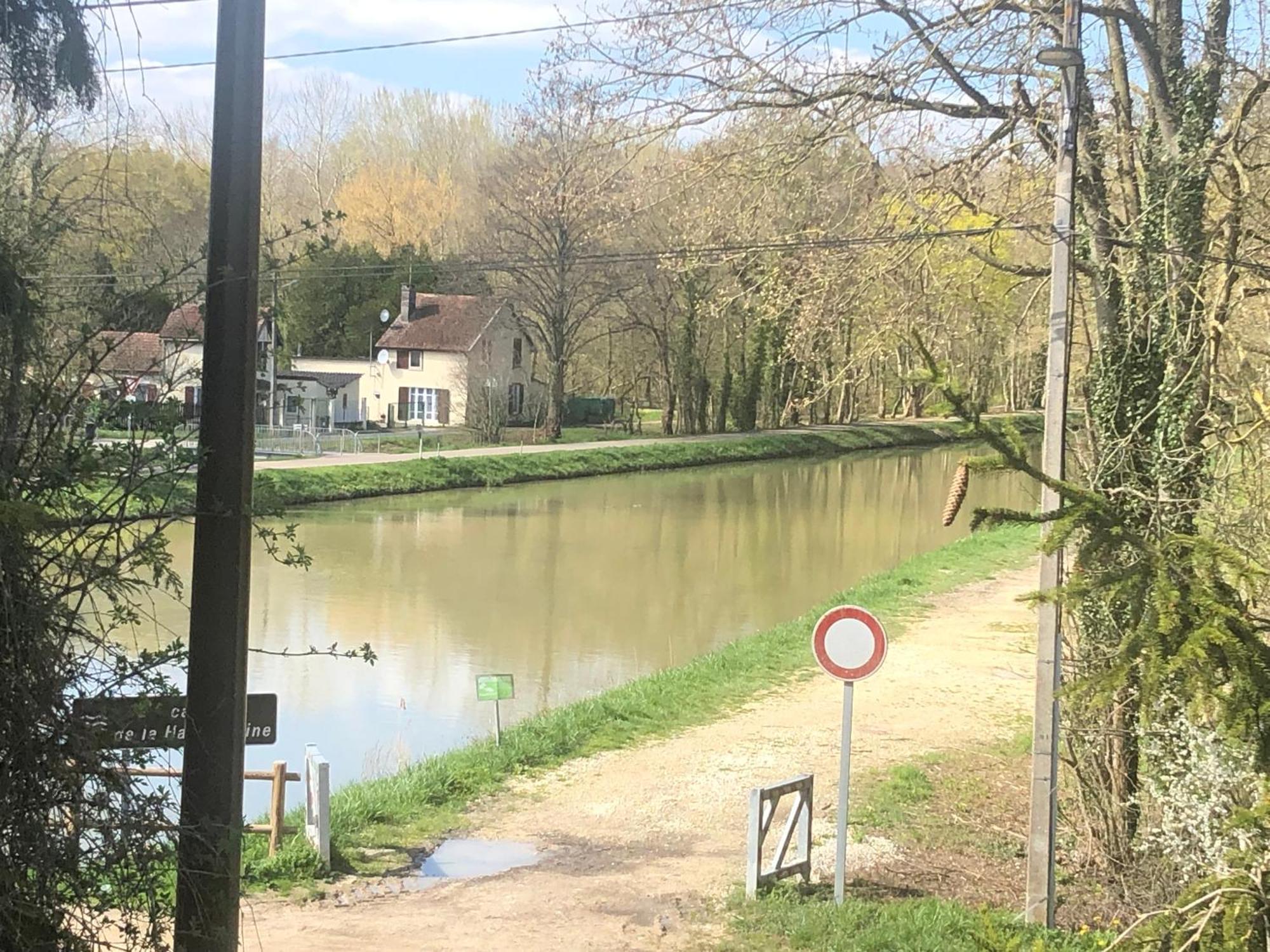 Western City Troyes Barberey-Saint-Sulpice Екстериор снимка