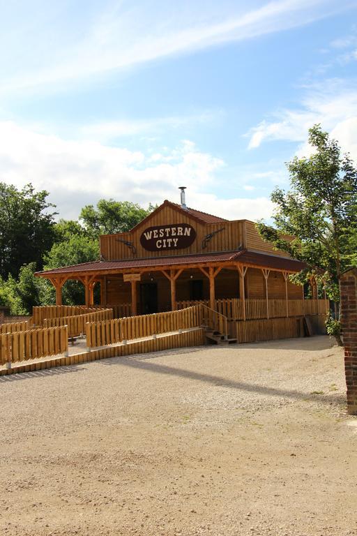 Western City Troyes Barberey-Saint-Sulpice Екстериор снимка