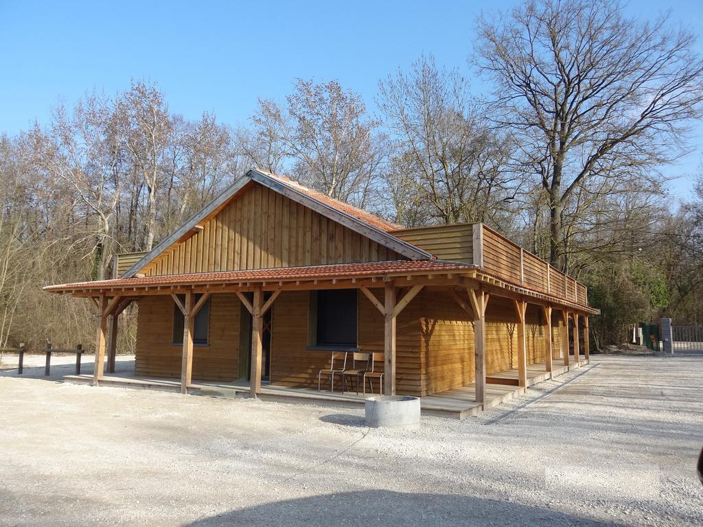 Western City Troyes Barberey-Saint-Sulpice Стая снимка